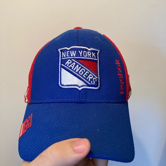 Official New York Rangers cap - Picture 2 of 4